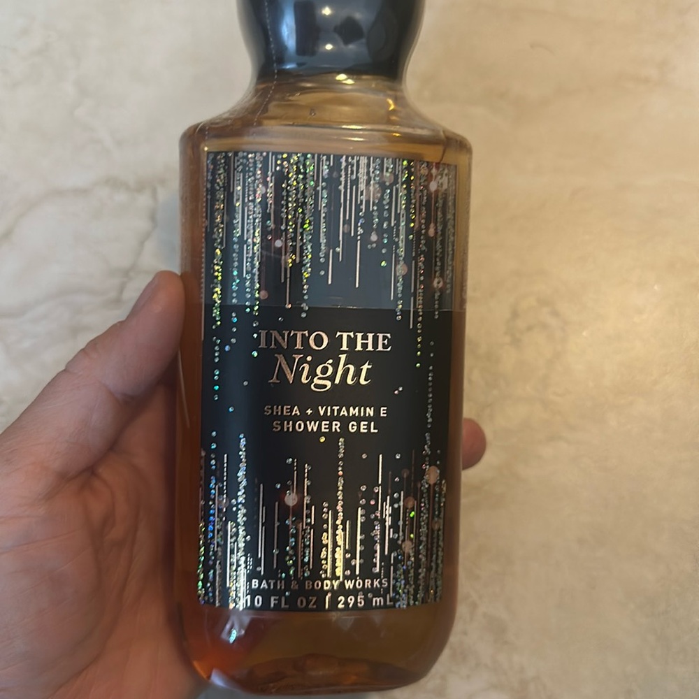 Bath and Body Works Body wash